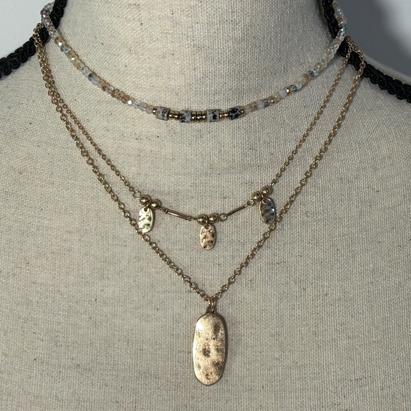 nOir Layered 3 Tiered Gold and Beaded Necklace - NWT - Picture 2 of 9